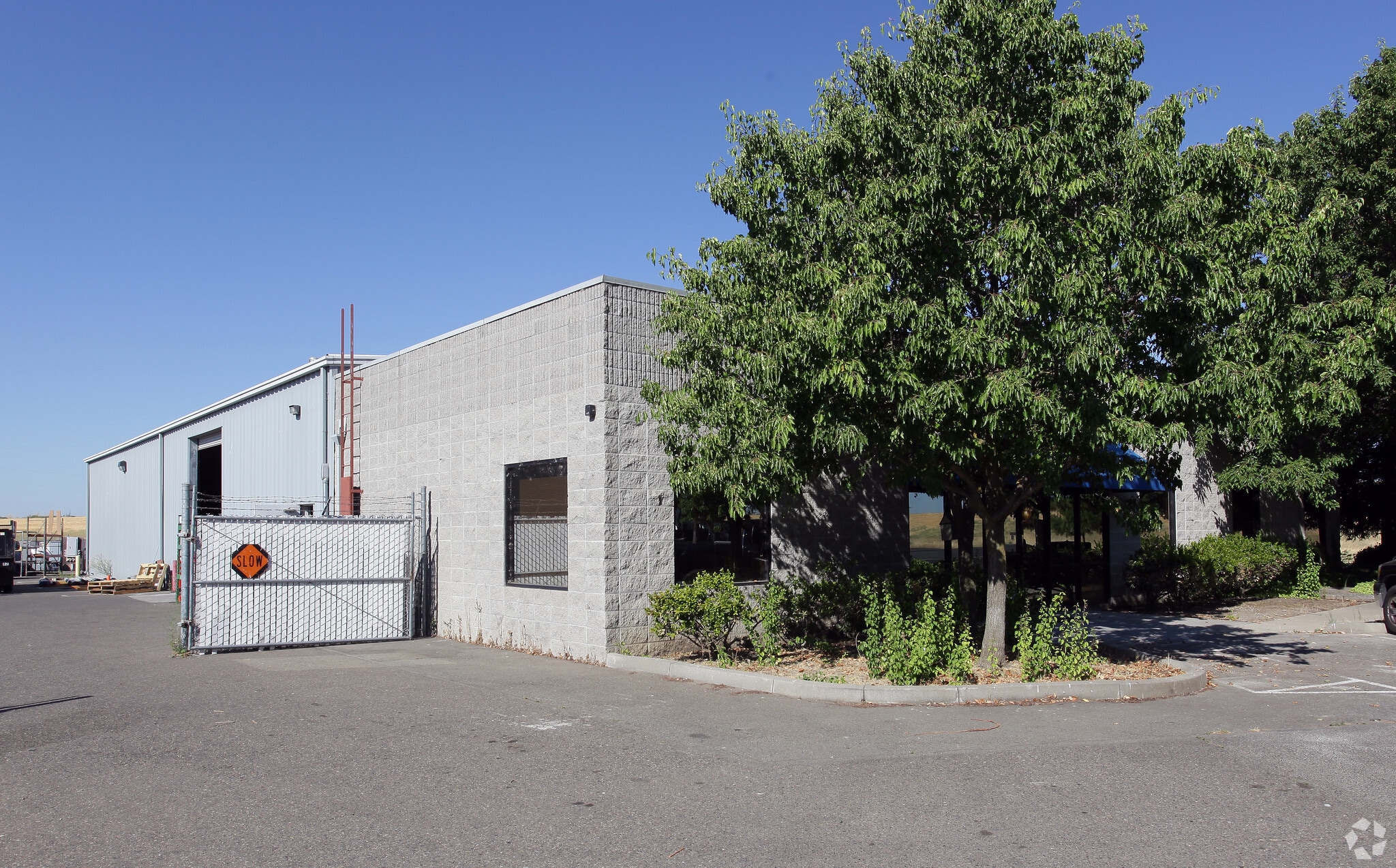 4081 Seaport Blvd, West Sacramento, CA for lease Primary Photo- Image 1 of 4