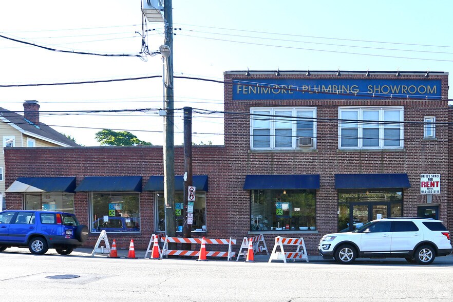 313 Halstead Ave, Mamaroneck, NY à vendre - Photo du bâtiment - Image 3 de 5