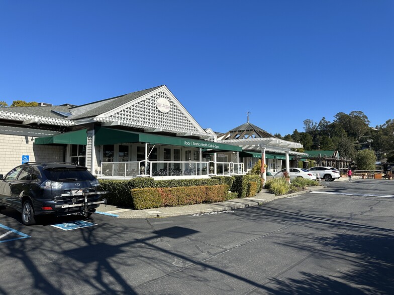 639 E Blithedale Ave, Mill Valley, CA for lease - Primary Photo - Image 3 of 15