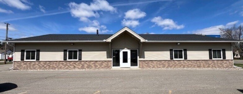 49 2nd Ave N, Waite Park, MN for lease - Building Photo - Image 1 of 4