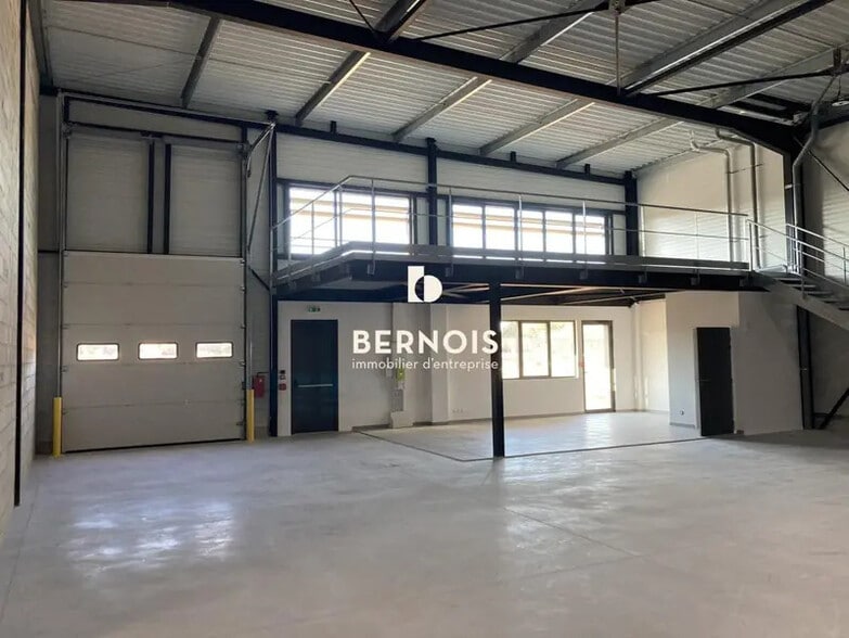 Queue De Sartan, Signes for sale - Building Photo - Image 2 of 11