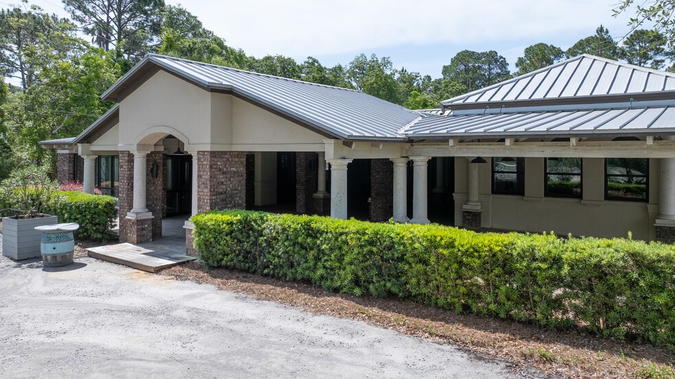 170 E County Highway 30A, Santa Rosa Beach, FL for lease - Building Photo - Image 2 of 5