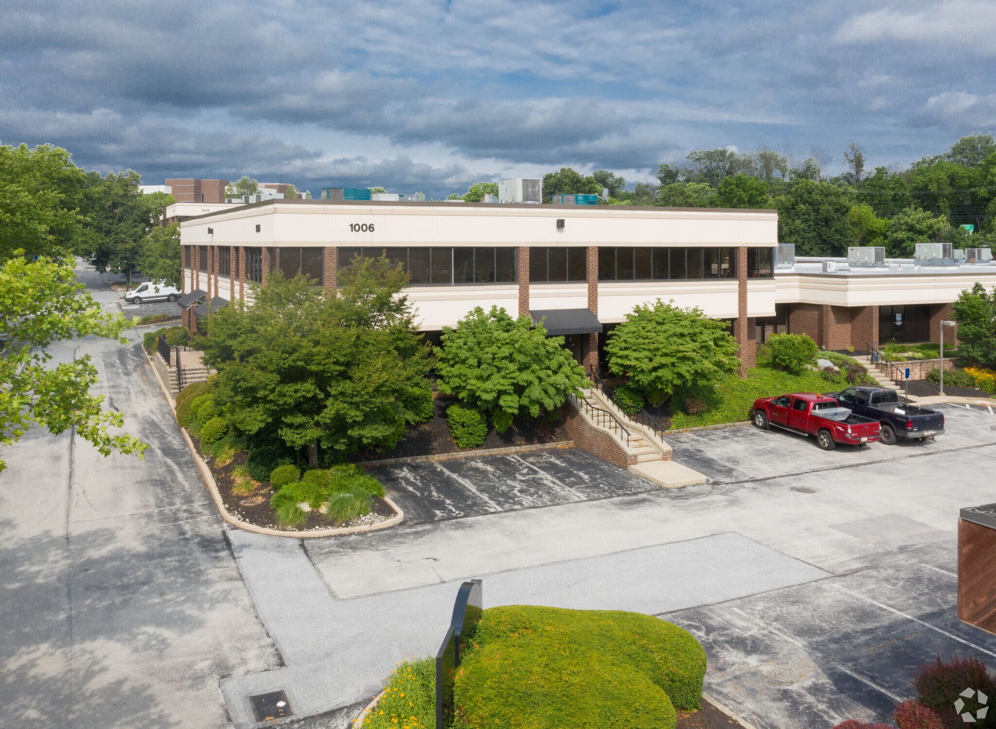 1006 W 9th Ave, King Of Prussia, PA à louer Photo du bâtiment- Image 1 de 8