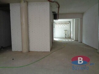 Plus de détails pour Commerce de détail à louer