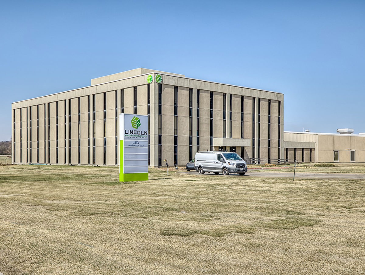 406 US Highway 60, Bartlesville, OK for lease Primary Photo- Image 1 of 6