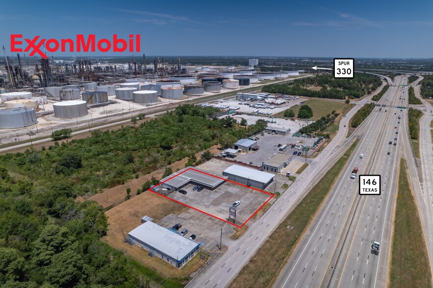 313 S SH 146, Baytown, TX à vendre - Photo du bâtiment - Image 3 de 5
