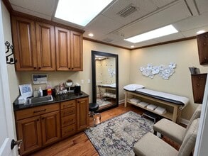 6600 10th Ave N, Saint Petersburg, FL à vendre Photo du bâtiment- Image 2 de 11