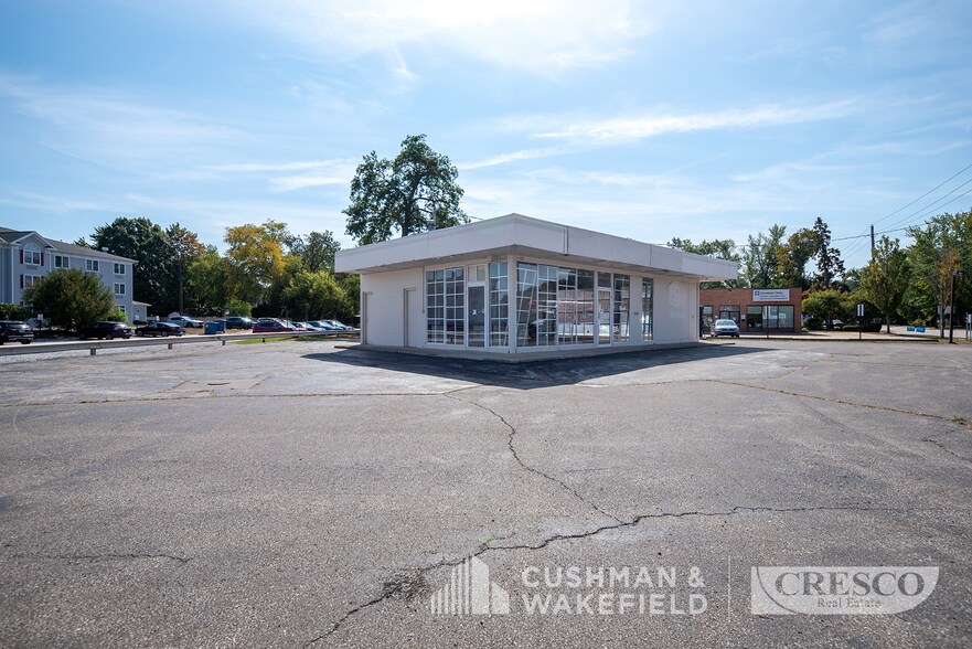 8400 Mentor Ave, Mentor, OH for sale - Building Photo - Image 2 of 2