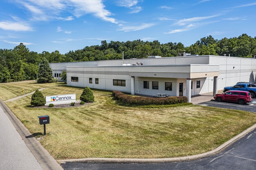 111 Security Pky, New Albany, IN for sale - Building Photo - Image 2 of 3
