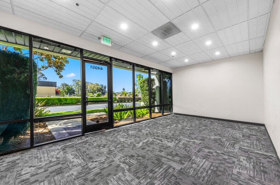 44931 Industrial Dr, Fremont, CA à louer - Photo intérieure - Image 2 de 7