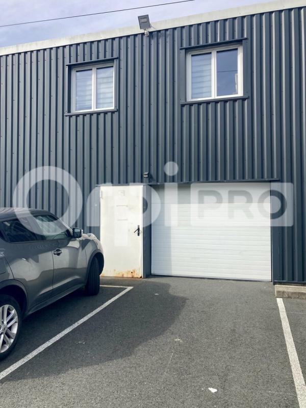 Flex in Bordeaux for sale Building Photo- Image 1 of 9