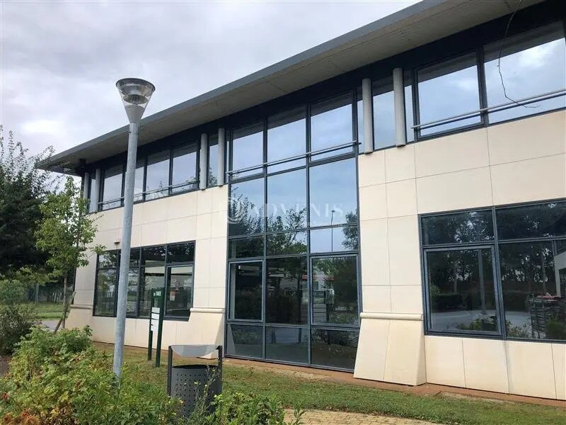 Flex dans Trappes à louer Photo du bâtiment- Image 1 de 2