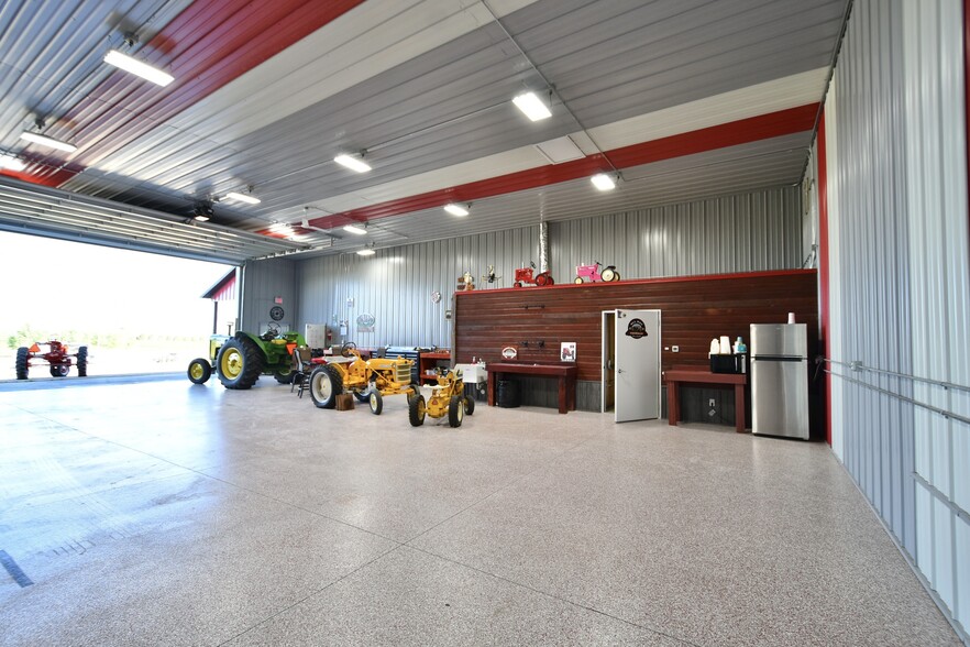 1095 Bioscience Dr SE, Pine Island, MN for sale - Building Photo - Image 3 of 11