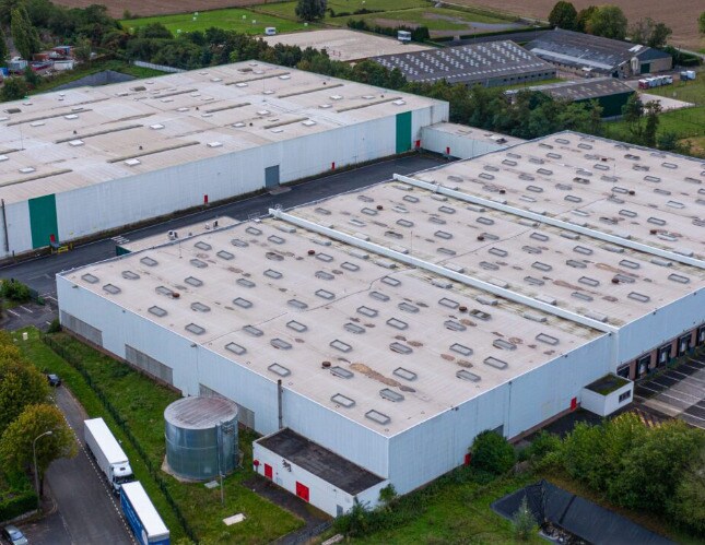 Industrial in Hénin-Beaumont for lease - Building Photo - Image 2 of 9