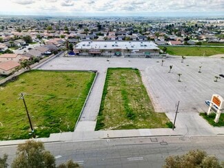 Plus de détails pour 8331 Kern Canyon Rd, Bakersfield, CA - Commerce de détail à louer