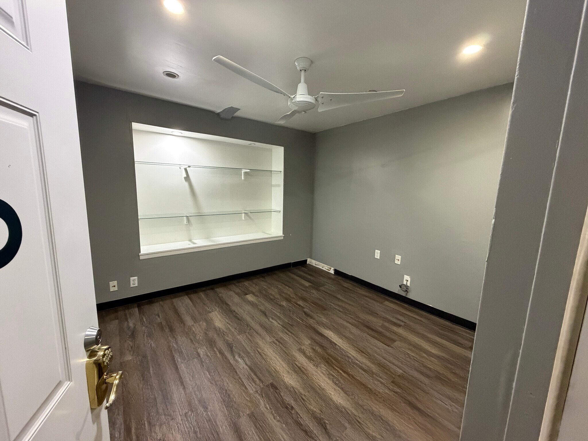 11785-11793 Missouri Bottom Rd, Hazelwood, MO for lease Interior Photo- Image 1 of 11