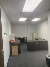 8826 Santa Fe Dr, Overland Park, KS for lease Building Photo- Image 1 of 4