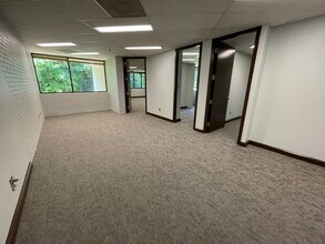 1914 Association Dr, Reston, VA for lease Interior Photo- Image 1 of 13