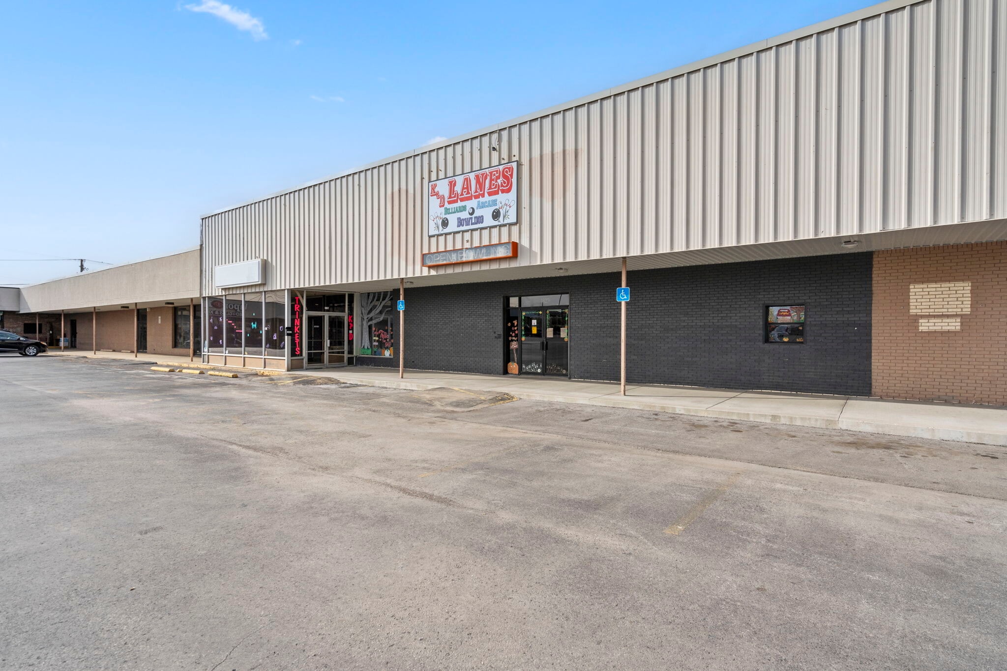 1805-1913 W Broadway St, Bolivar, MO for lease Building Photo- Image 1 of 16