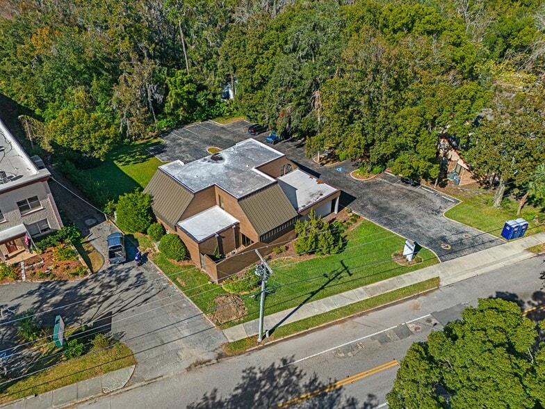 315 Howell Ave, Brooksville, FL à louer - Photo du bâtiment - Image 3 de 42