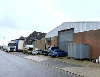 Plus de détails pour 6-10 Queensway, New Milton - Industriel à vendre