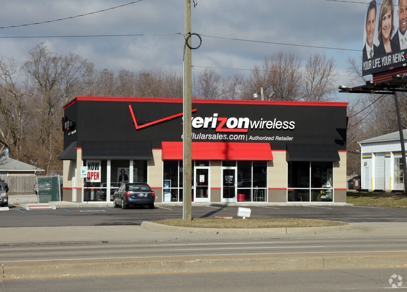 7310 N Keystone Ave, Indianapolis, IN for lease - Building Photo - Image 3 of 4