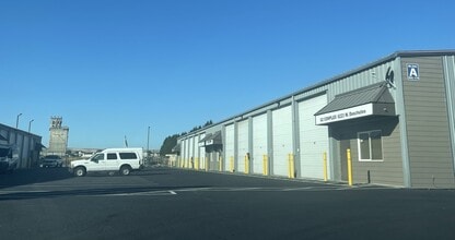6223 W Deschutes Ave, Kennewick, WA for lease Building Photo- Image 1 of 2