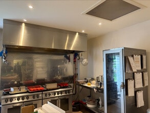 10 Station Rd, Dunkeld for lease Interior Photo- Image 2 of 2