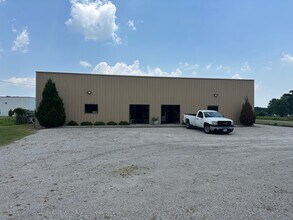 2142 Live Oak St, Beaufort, NC for lease Interior Photo- Image 1 of 14