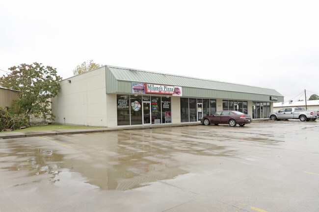 More details for 433 S Seven Points Dr, Seven Points, TX - Retail for Sale