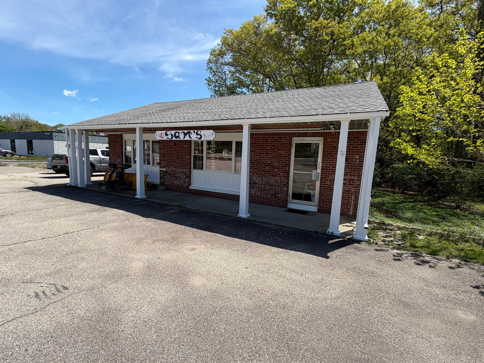 7560 Post Rd, North Kingstown, RI for lease Building Photo- Image 1 of 6