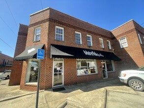 141 W Government St, Brandon, MS for lease Building Photo- Image 2 of 11