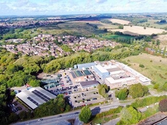 Plus de détails pour Main Block & Area 3, Cherwell Business Village, Banbury - Bureau à louer