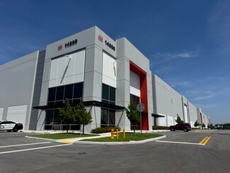 Plus de détails pour 14850 NW 37th Ave, Opa Locka, FL - Industriel à louer