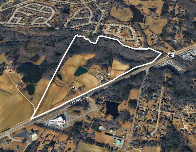 2507 Terri Creek Dr, Fuquay Varina, NC à vendre - Photo du bâtiment - Image 1 de 5