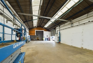 Barton Rd, Nottingham for lease Interior Photo- Image 1 of 3