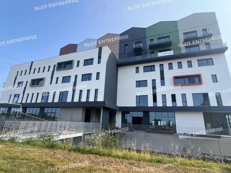 Bureau dans Rezé à vendre - Photo du bâtiment - Image 3 de 11