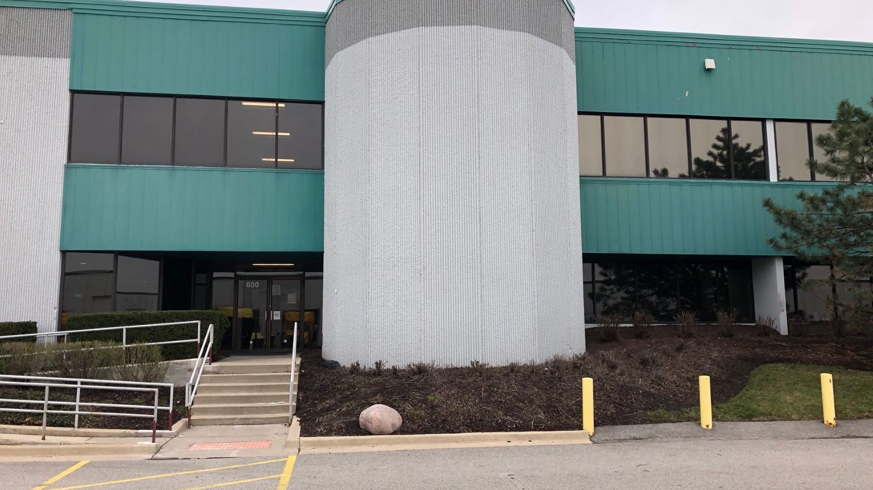 600-608 Supreme Dr, Bensenville, IL for lease Primary Photo- Image 1 of 5