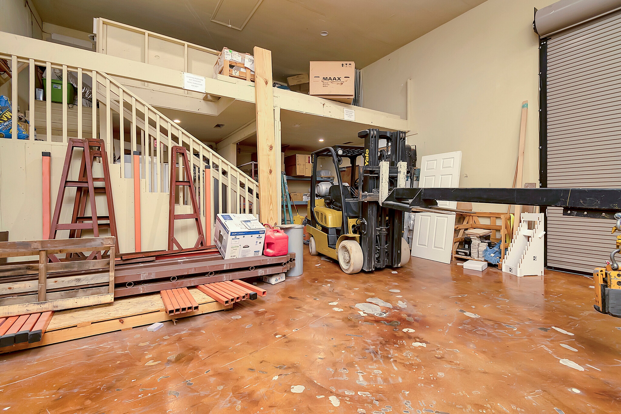 7716 Davis Blvd, North Richland Hills, TX à louer Photo intérieure- Image 1 de 1