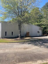 105 Peach State Ct, Tyrone, GA for lease Building Photo- Image 2 of 2