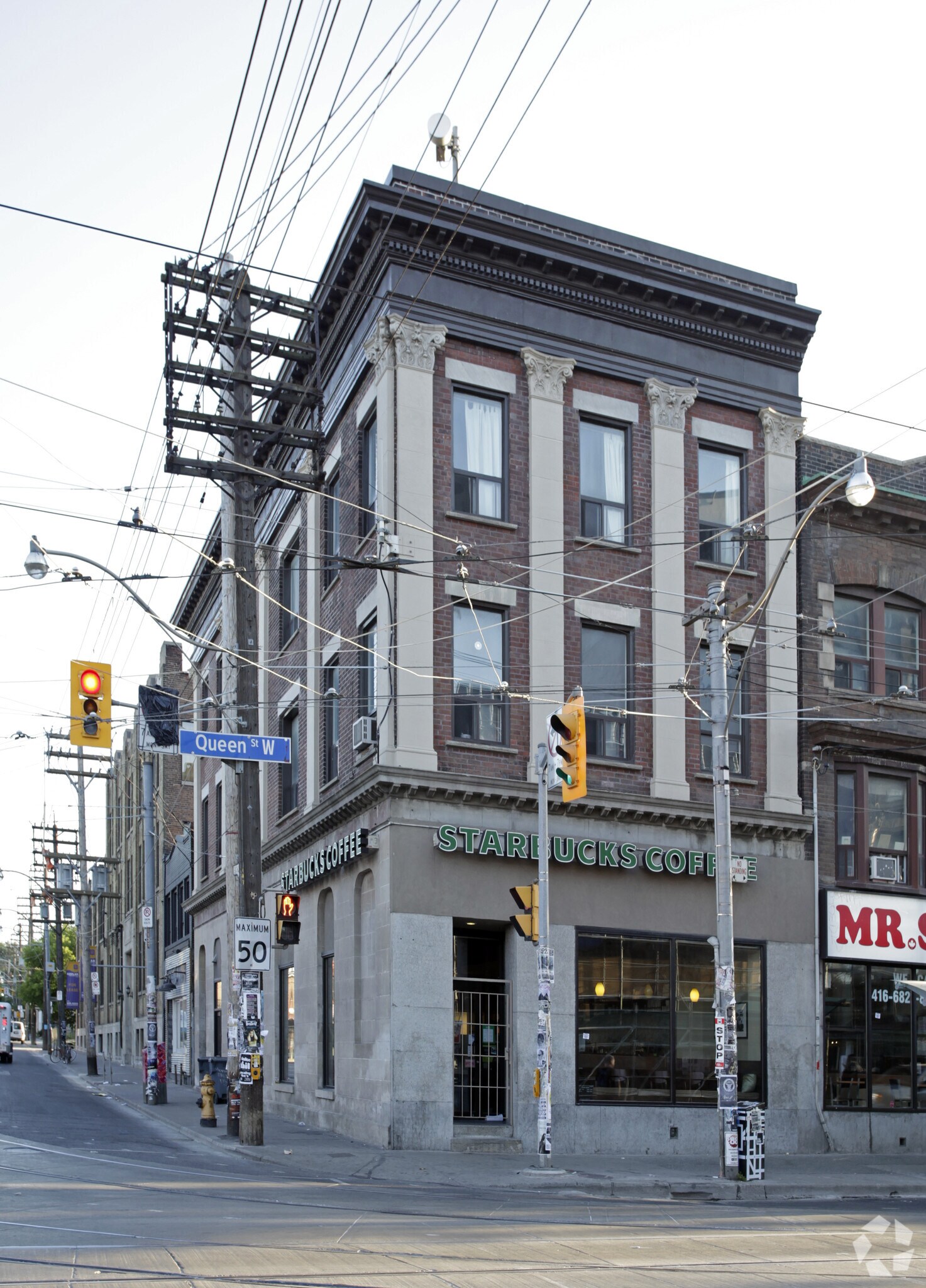 580-584 Queen St W, Toronto, ON à vendre Photo principale- Image 1 de 1