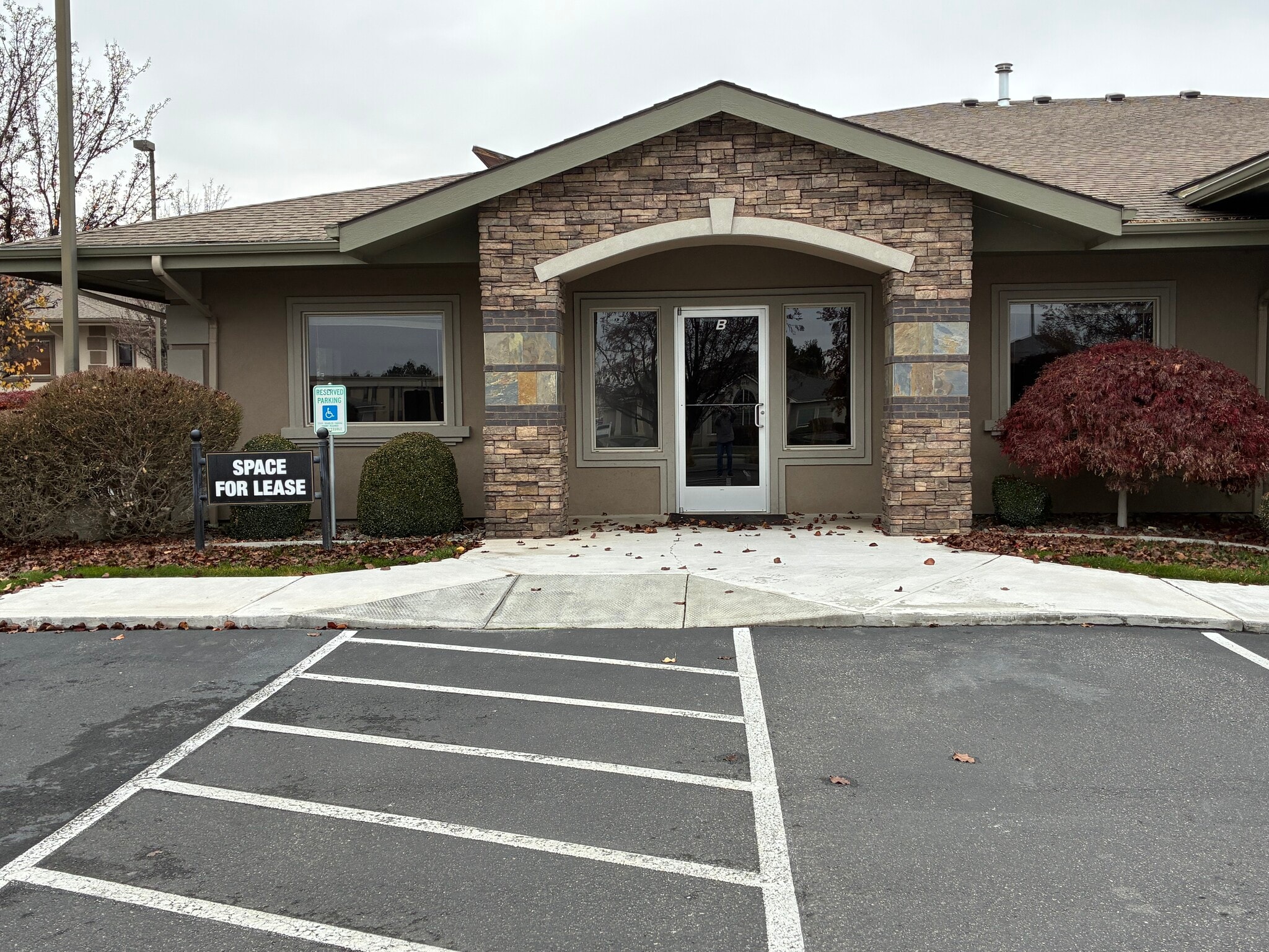 1409 N Pittsburg St, Kennewick, WA à louer Photo intérieure- Image 1 de 8