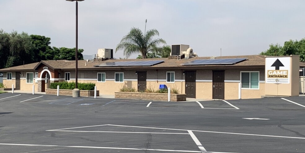 9904 Bloomington Ave, Bloomington, CA for lease - Primary Photo - Image 1 of 20