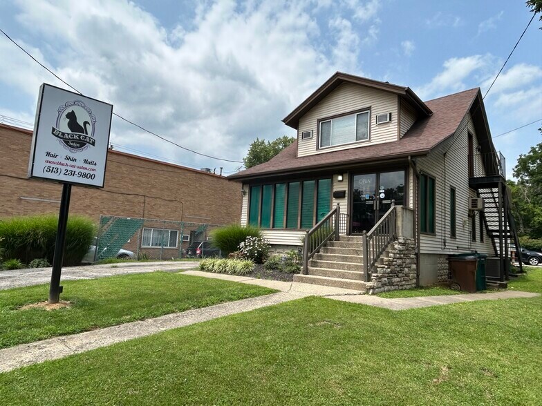 6112 Benneville St, Cincinnati, OH à vendre - Photo du bâtiment - Image 3 de 27