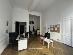 Commerce de détail dans Lyon à louer Photo intérieure- Image 2 de 6