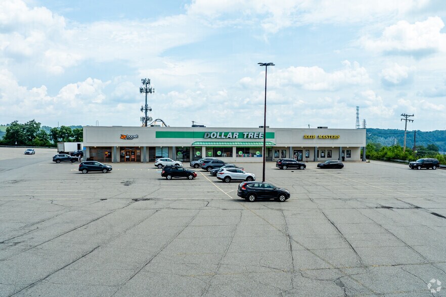 1300-1800 Hoffman Blvd, West Mifflin, PA à louer - Photo du bâtiment - Image 3 de 7