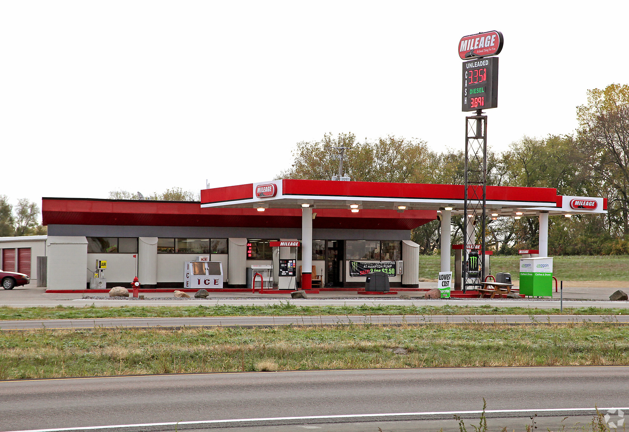 MINI STORAGE & C-STORE FOR SALE portfolio of 2 properties for sale on LoopNet.ca Building Photo- Image 1 of 4