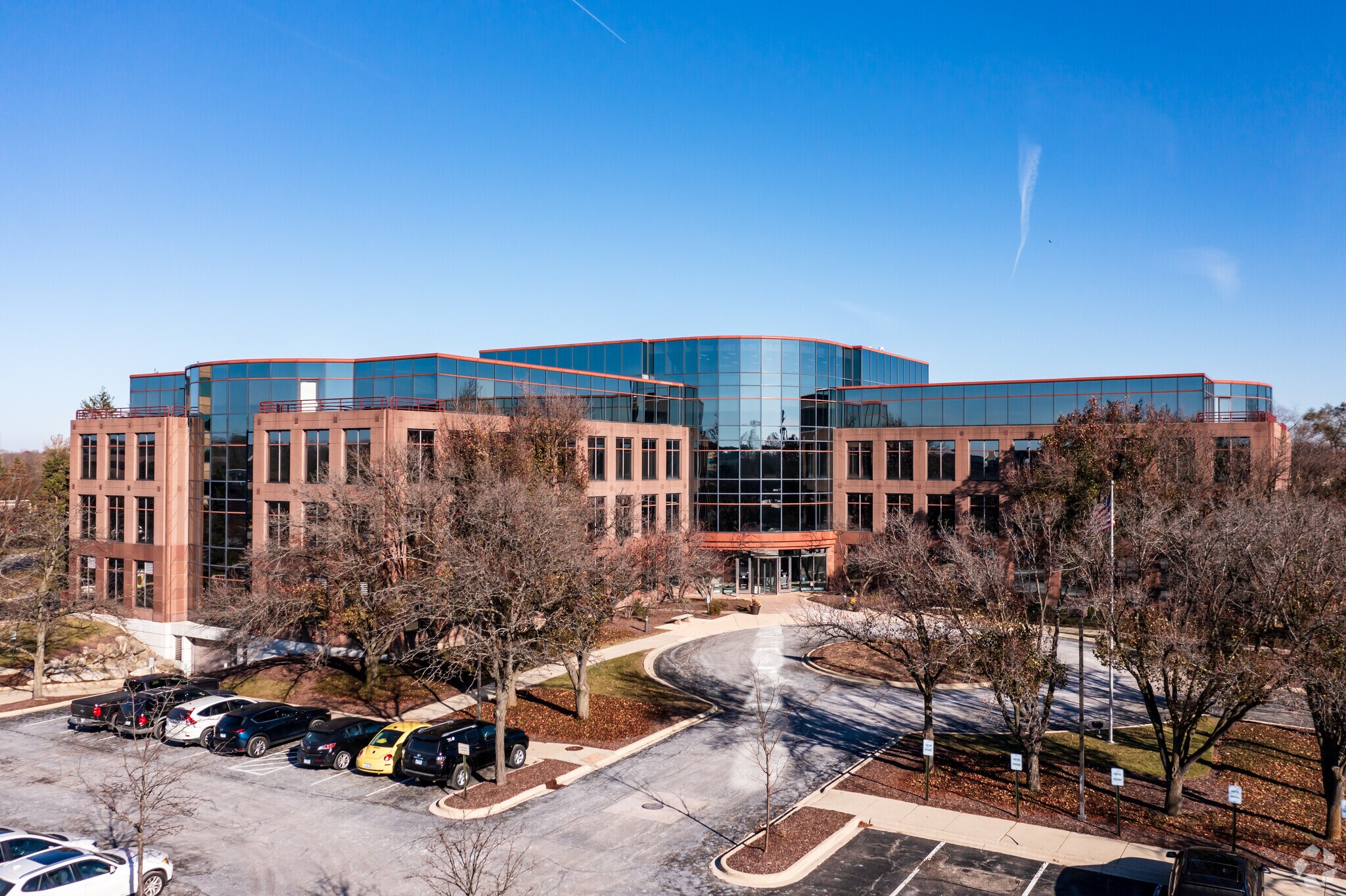 2200 Cabot Dr, Lisle, IL à louer Photo principale- Image 1 de 12