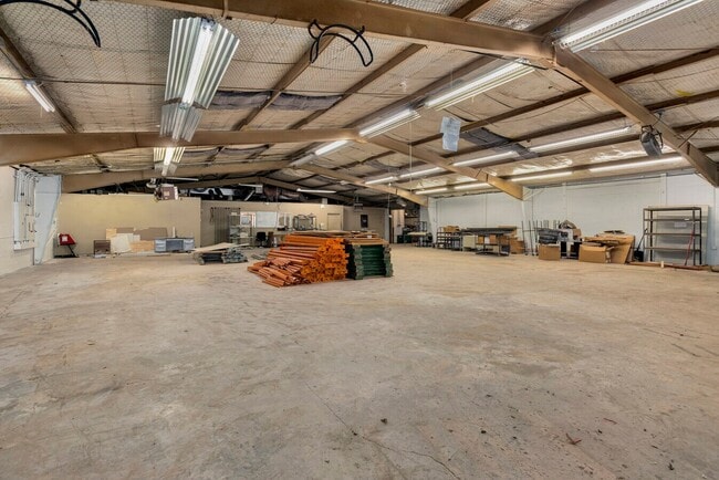 More details for 722 W Craig Pl, San Antonio, TX - Flex for Lease