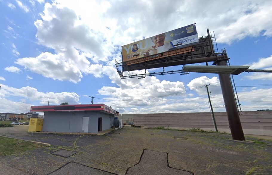 4297 Everhard Rd NW, Canton, OH for sale - Building Photo - Image 2 of 4